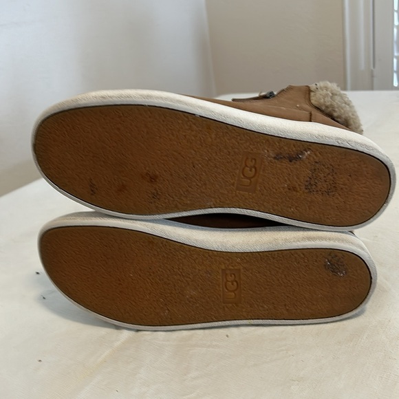 UGG OLIVE HIGH TOP SNEAKER. - Picture 10 of 13